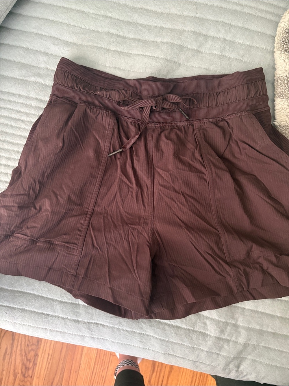 Lululemon Dance Studio Short 3.5 in Espresso - size 4